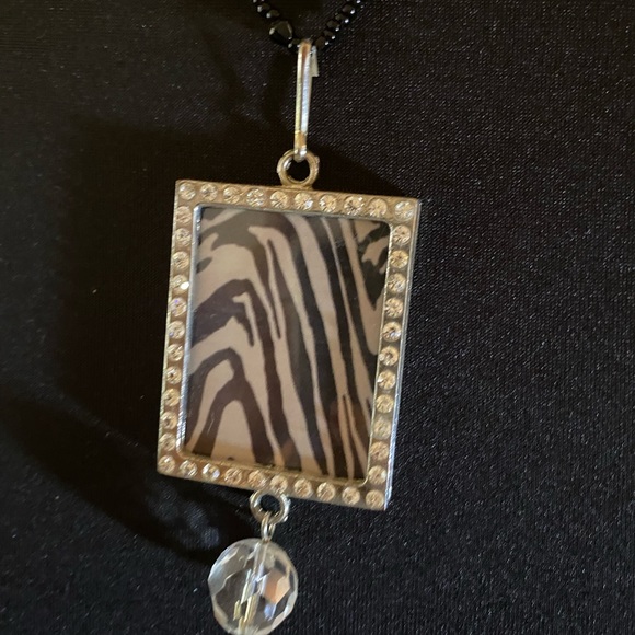 Vintage cowgirl art pendant with clear crystal, black bead chain/reverse zebra - Picture 5 of 8